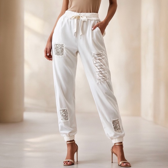 Bella Amore White Pull on Pants with Sparkle Design Size 8 - Picture 2 of 11